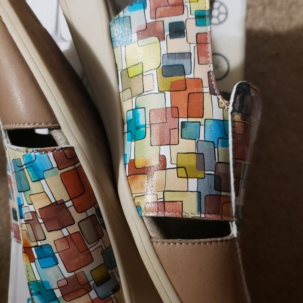 Cloud Open-Toed Shoes - NIB - Picture 7 of 13